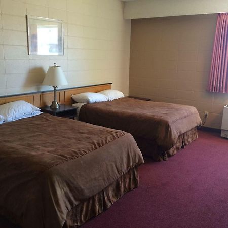 Midtown Motor Inn Bonnyville エクステリア 写真