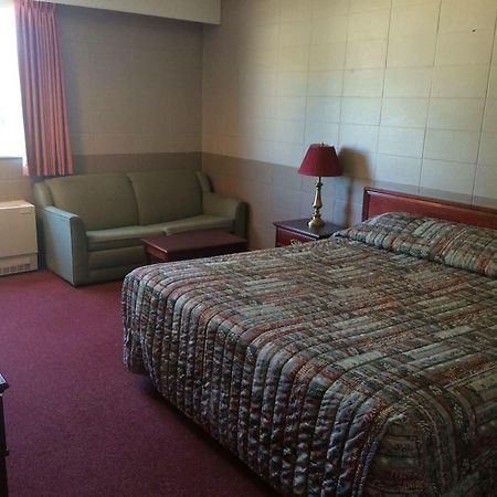 Midtown Motor Inn Bonnyville エクステリア 写真
